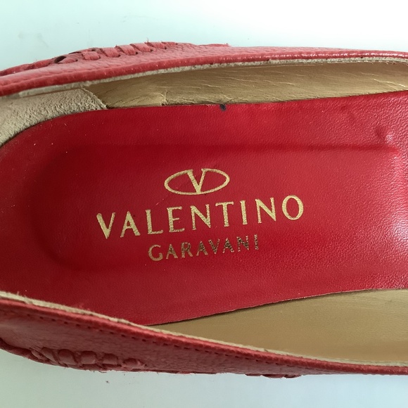 Valentino Garavani Vintage Red  Leather Peep Toe Flats Floral Stitching Sz 7 - Picture 7 of 10